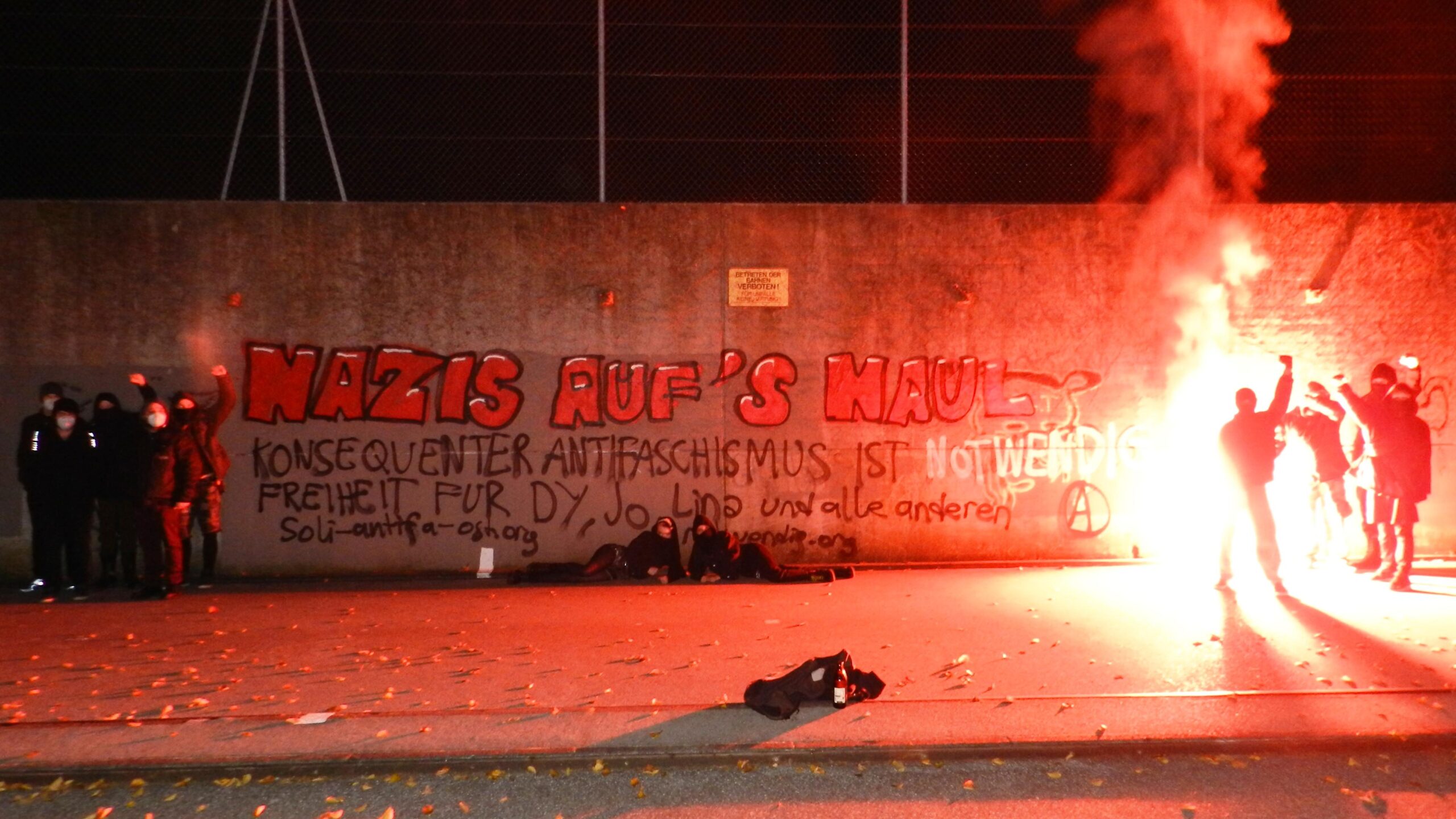 Du betrachtest gerade Solidarische Grüße an Lina, Jo, Dy und alle anderen