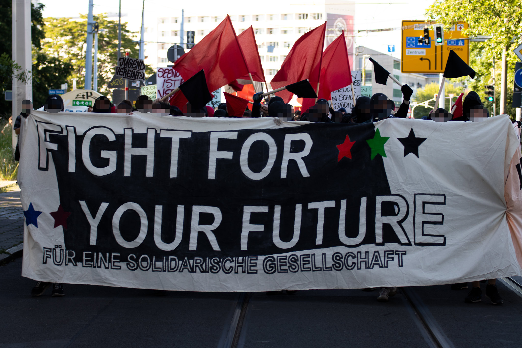 Mehr über den Artikel erfahren Aufruf zur Demo: „Heraus zum 1. Juni 2022 – Zukunft erkämpfen!“ (Leipzig)